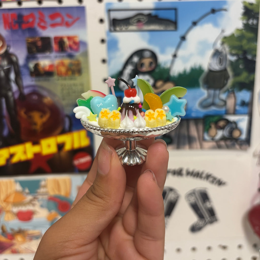 Angel Dessert Gacha Sundae